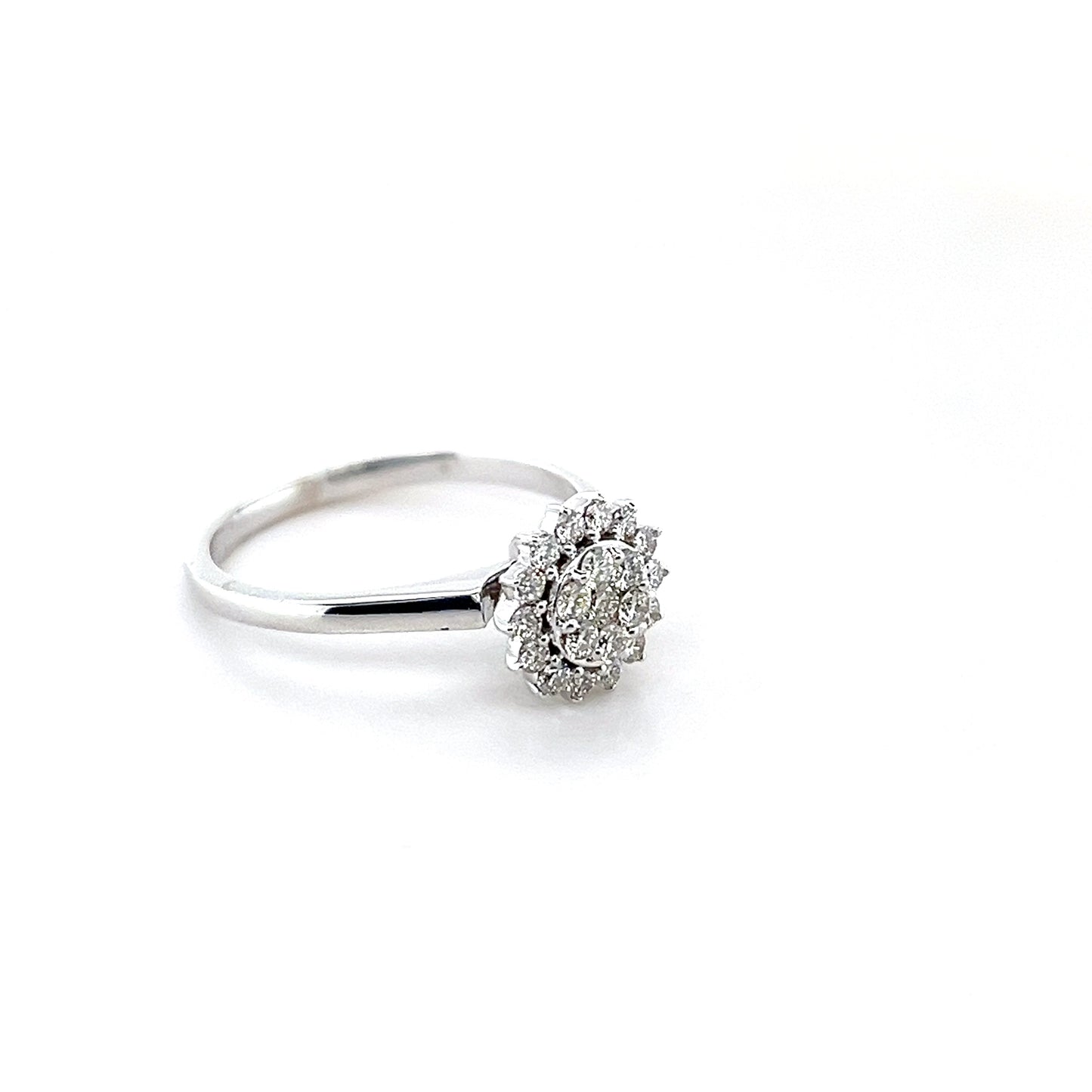 18k White Gold Diamond Ring 2.90g