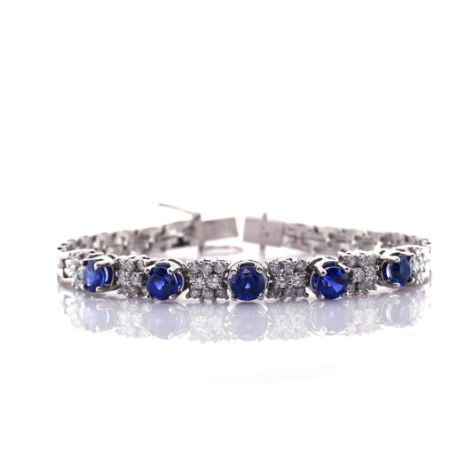 CHARMING BLUE SAPPHIRE WITH DIAMOND BRACELET FOR ALL OCCASIONS