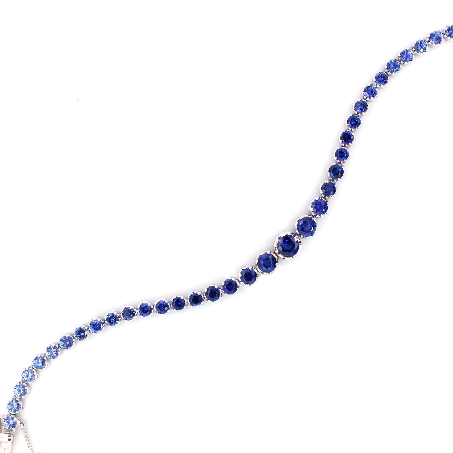 GORGEOUS BLUE SAPPHIRE BRACELET FOR ALL OCCASIONS