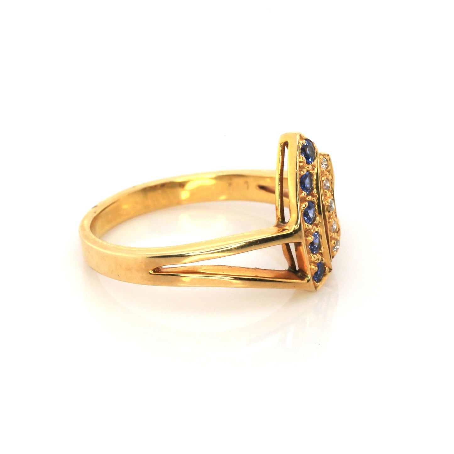 Ring Yellow Gold in 18K, Combined with Tiny Blue Sapphire and Diamond