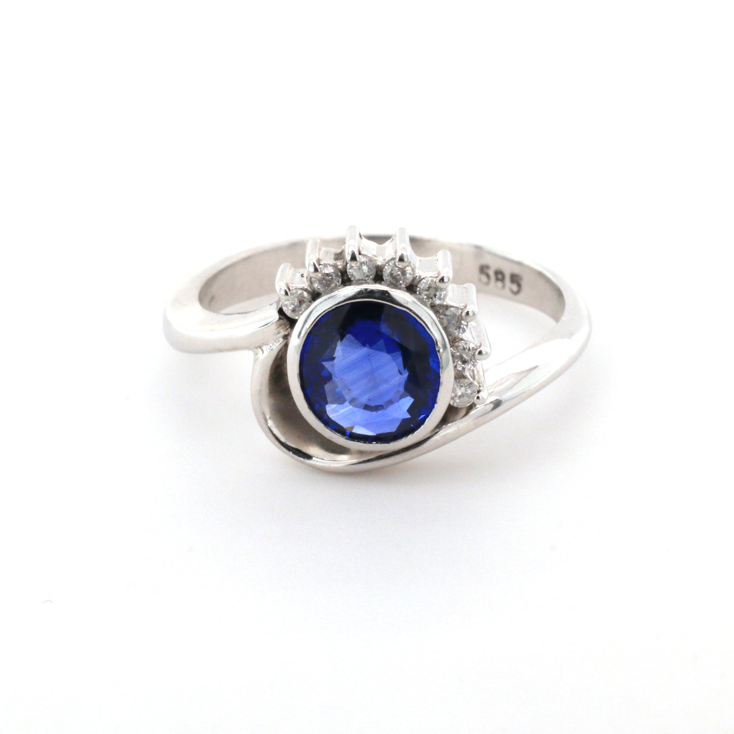 Blue Sapphire & Diamond Cluster Ring - 14K White Gold 3.86gm