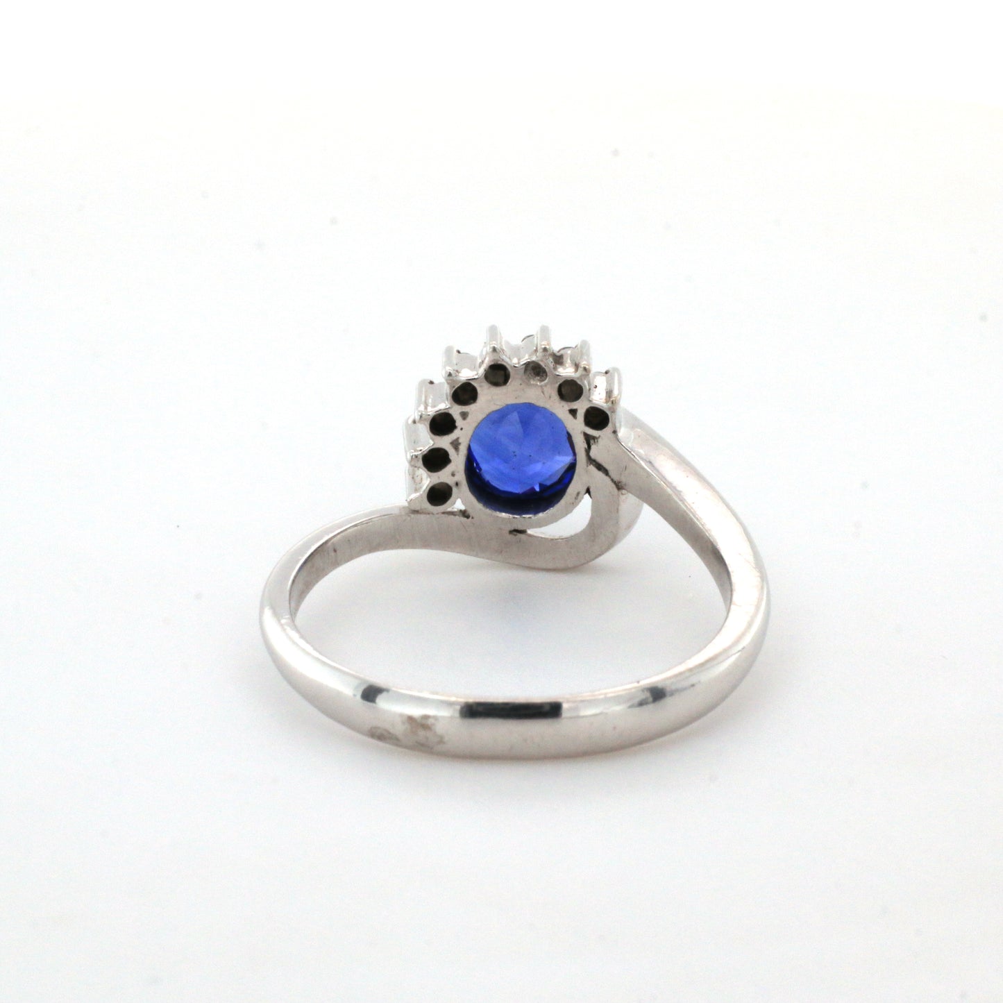 Blue Sapphire & Diamond Cluster Ring - 14K White Gold 3.86gm