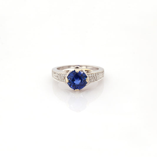 Blue Sapphire & Diamond Ring - 18K White Gold 5.28gm
