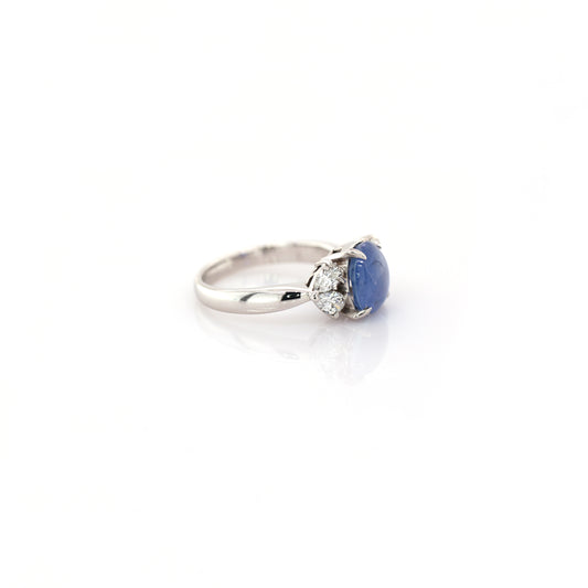 Blue star sapphire and diamond ring in 950 platinum