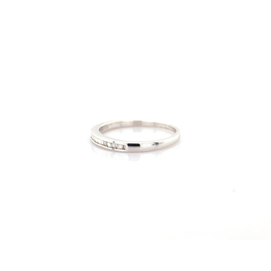 18k White Gold Diamond  Wedding  Ring  1.80grams