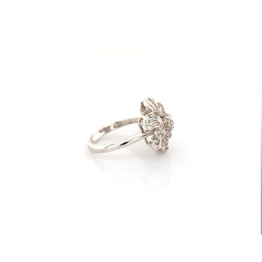diamond floral ring in 18K white gold