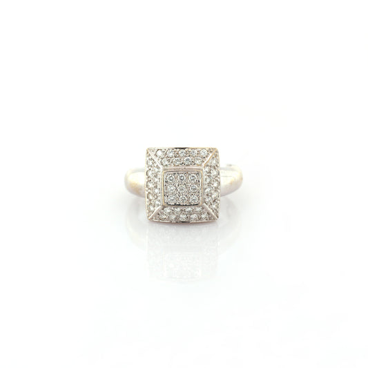 18k White Gold Diamond  Ring