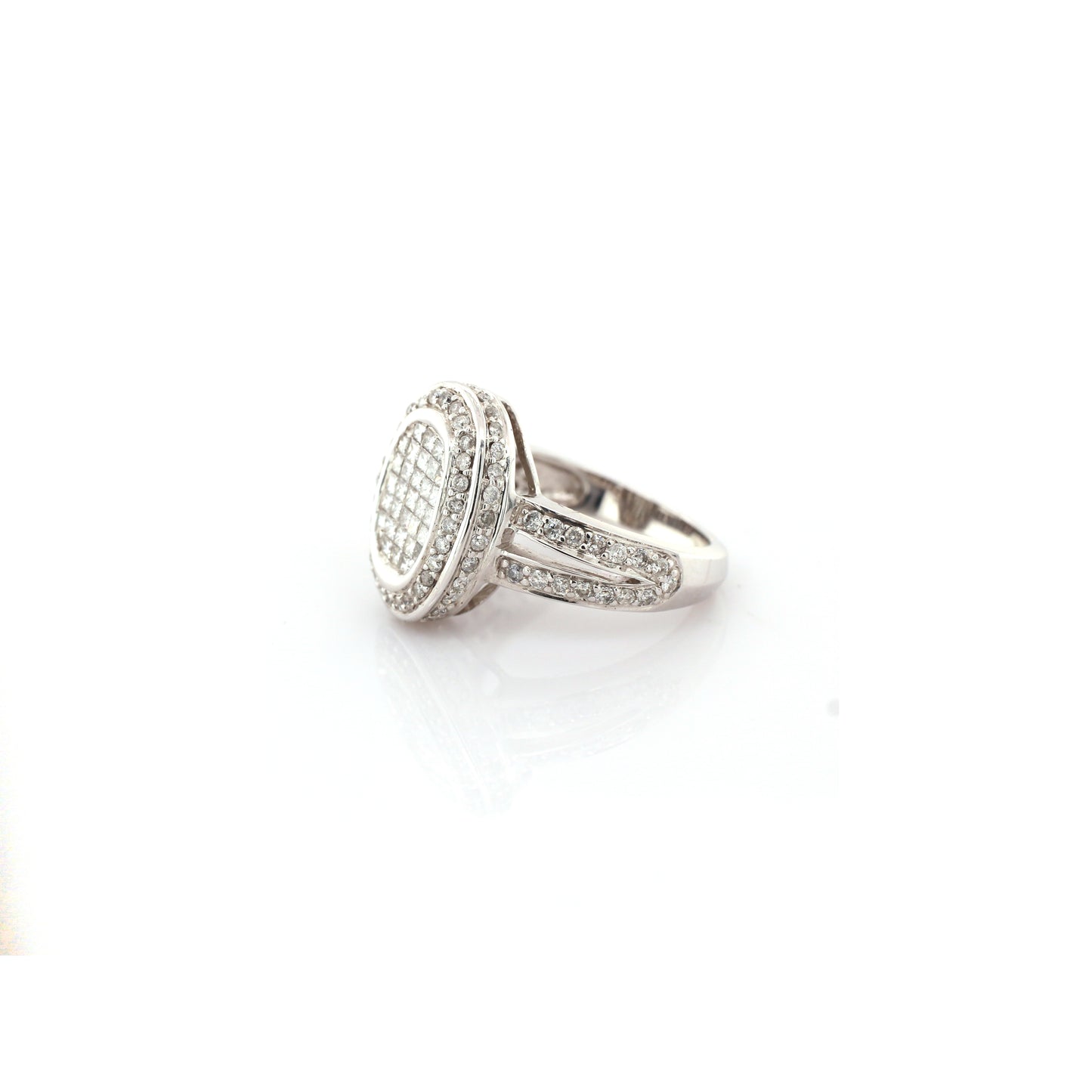 18k White Gold Diamond Ring