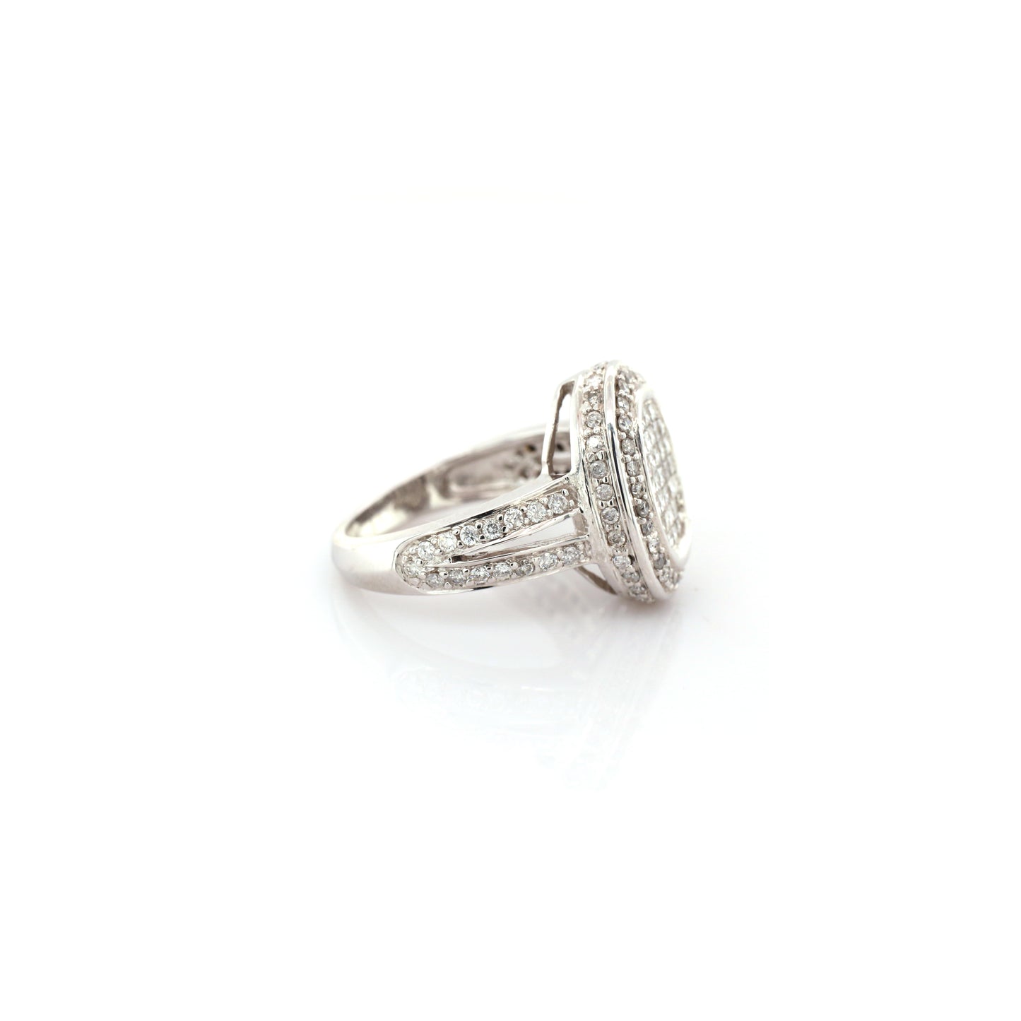 18k White Gold Diamond Ring