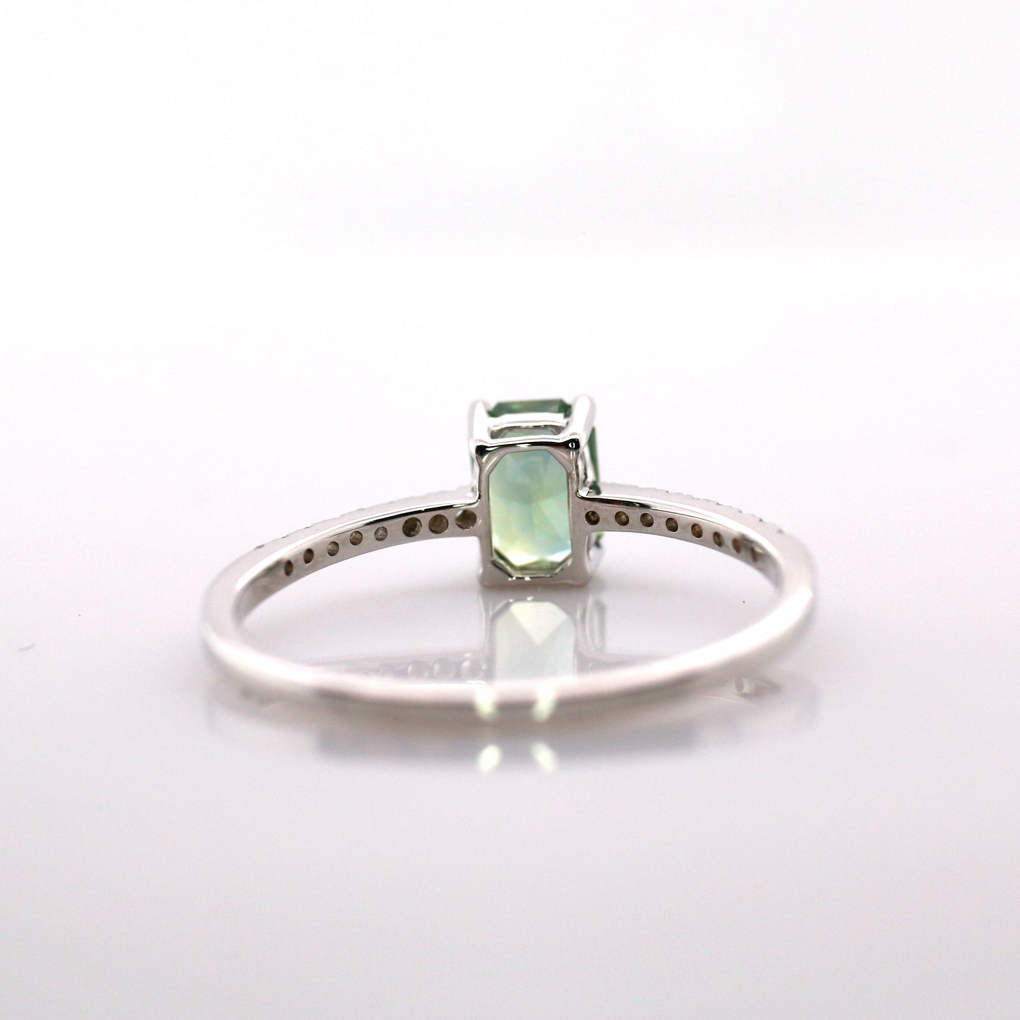 Teal Sapphire & Diamond Ring 18k White Gold 1.19g