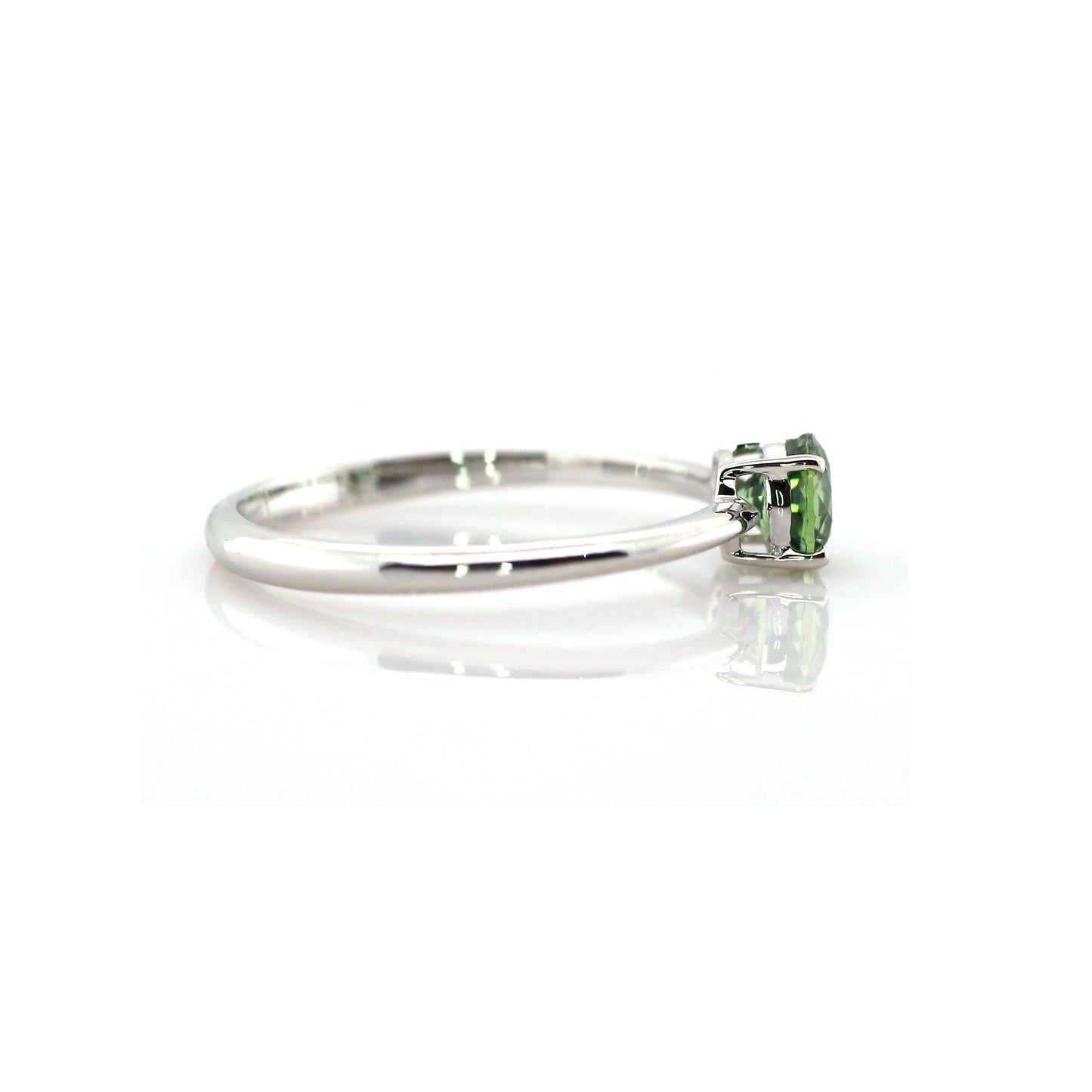 Teal Sapphire Ring 18k White Gold 1.52 gm