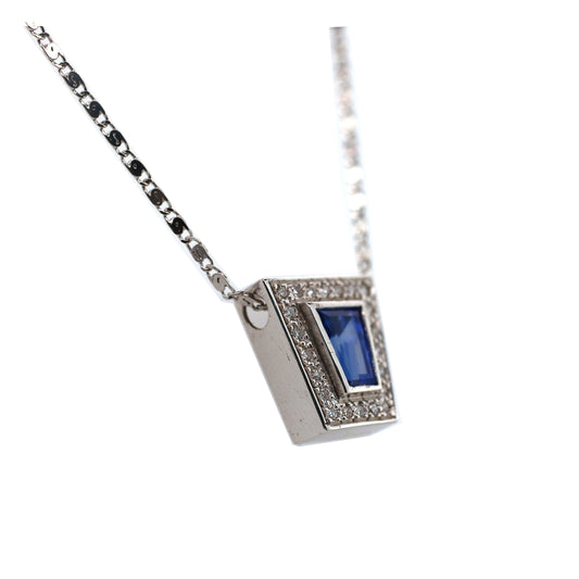 Blue sapphire and diamond pendant in 18K white gold