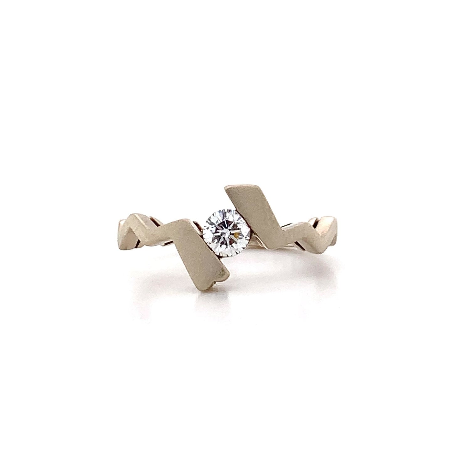 Gorgeous New Pokemon Ring ,Diamond 0.27 carat with white Gold 18k