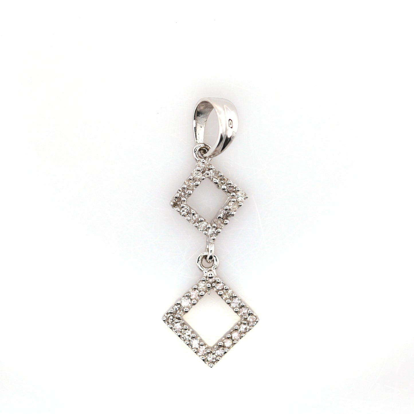 Diamond Pendent - 18K White Gold 0.80 g