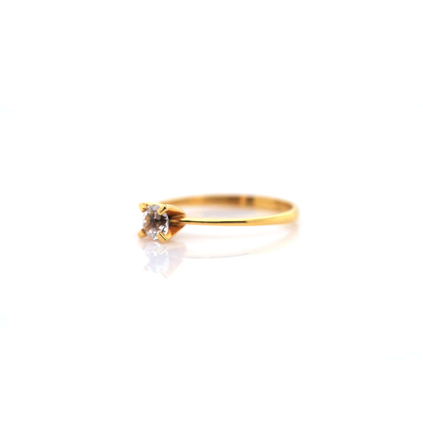White Sapphire Engagement Ring - 1.494g