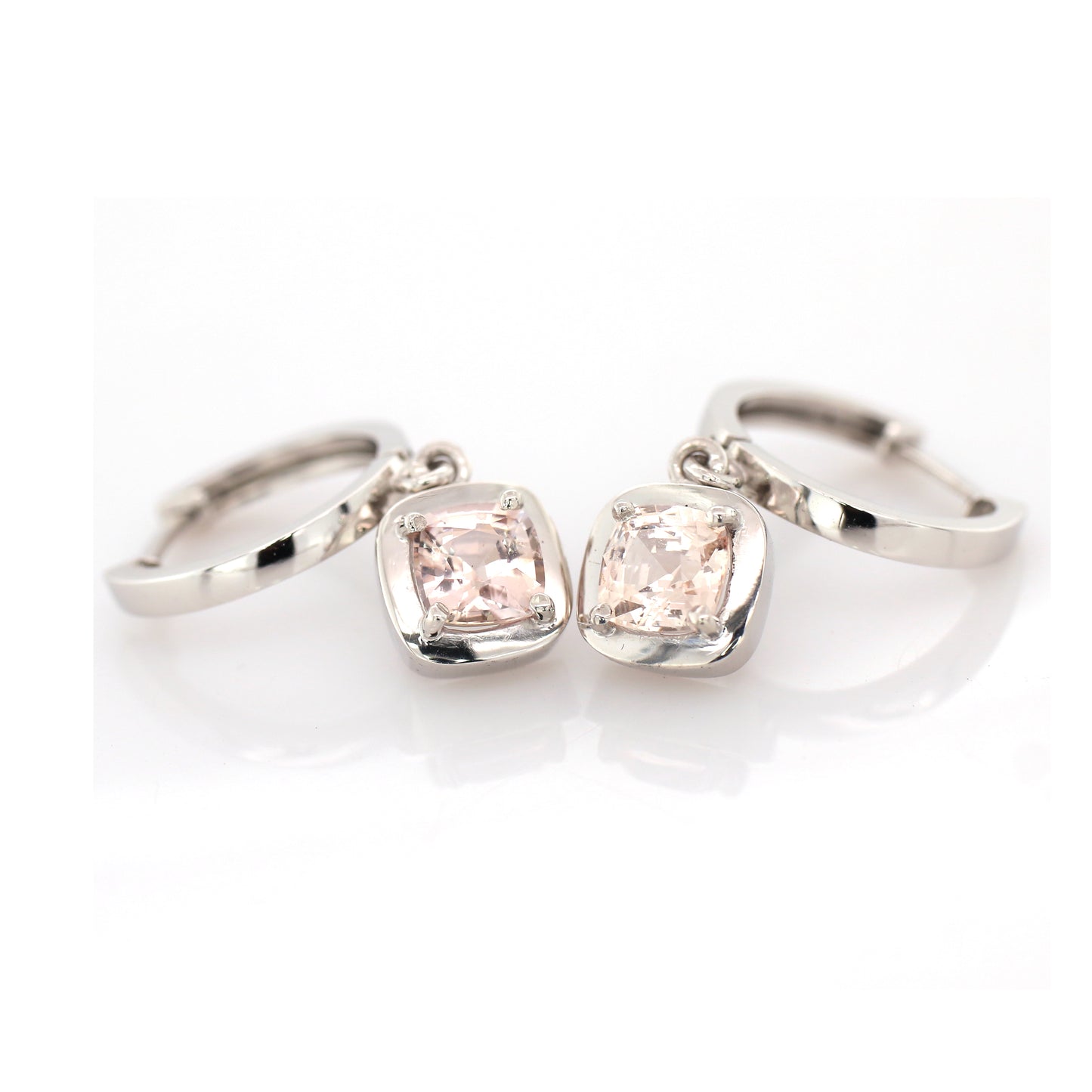 Natural Padparadscha Earring 18k White Gold 5.336 gm