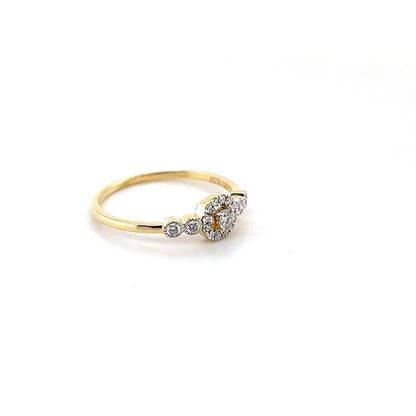 diamond ring in 18K yellow gold