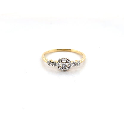diamond ring in 18K yellow gold