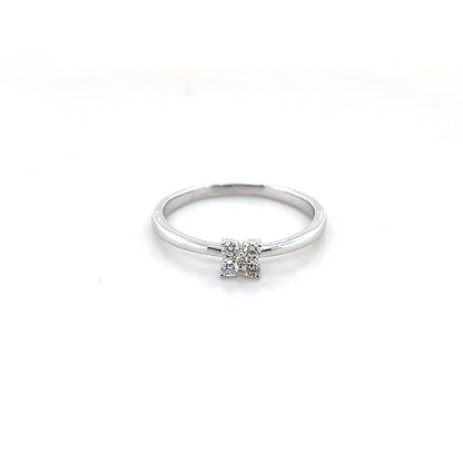 diamond ring in 18K white gold