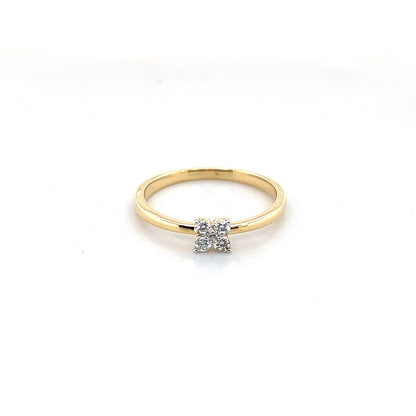 diamond ring in 18K yellow gold