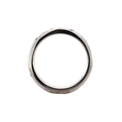 ring in 18K white gold