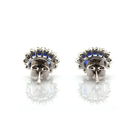 Blue sapphire earrings in 18K white gold