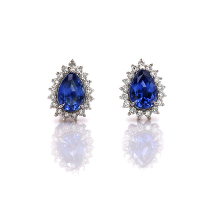 Blue sapphire earrings in 18K white gold
