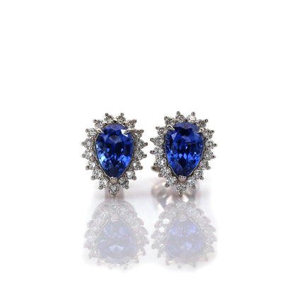 Blue sapphire earrings in 18K white gold
