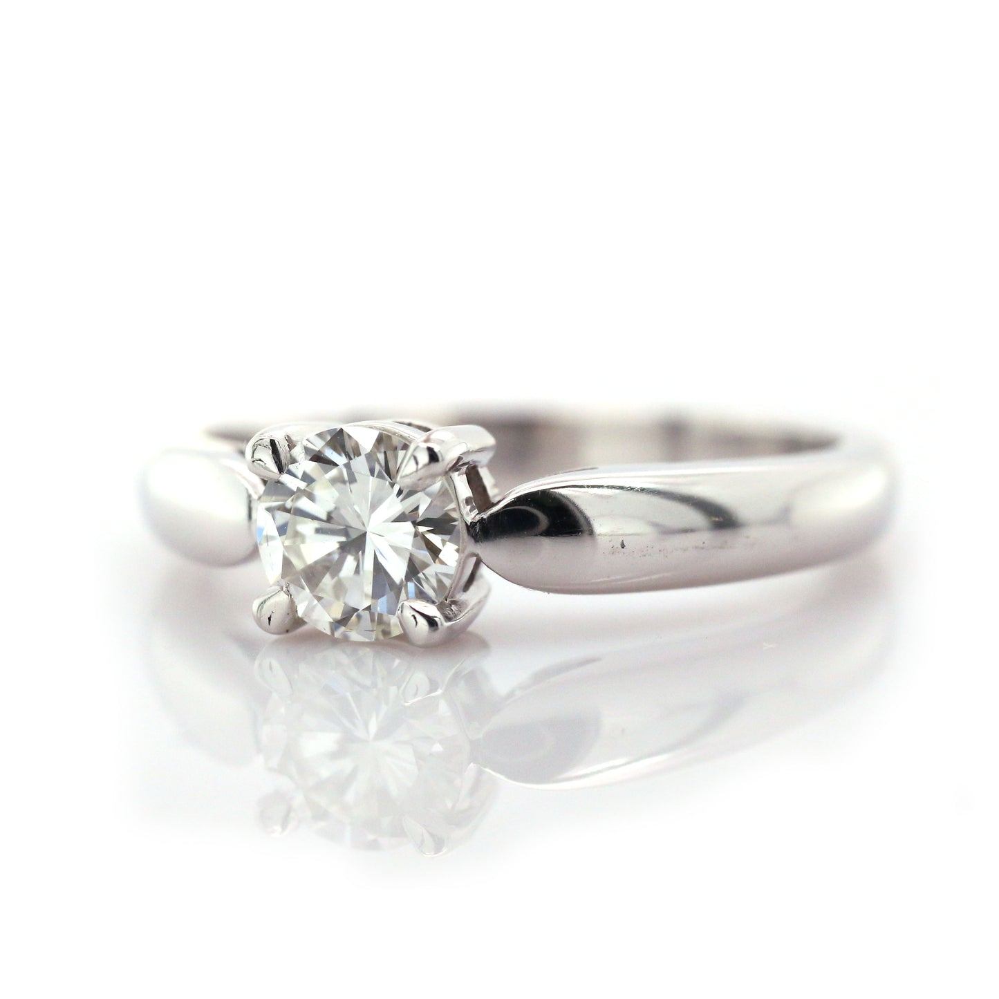 950 Platinum Diamond  Engagement Ring  4.22 grams