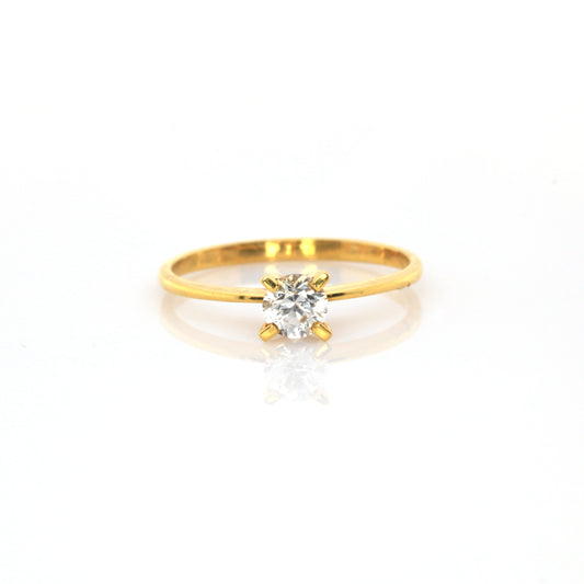 Single Solitaire Ring with White Sapphire - 1.494gm