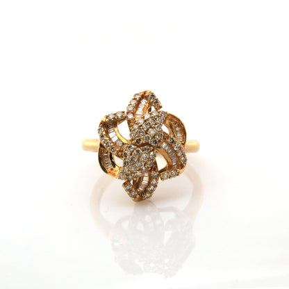 diamond ring in 18K yellow gold
