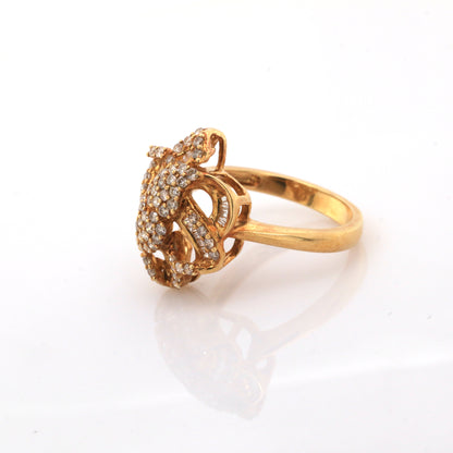 diamond ring in 18K yellow gold