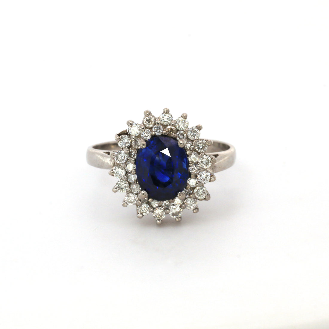 Blue sapphire and diamond cluster stud ring