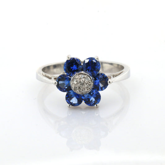 18K White Gold Diamond and blue sapphire ring