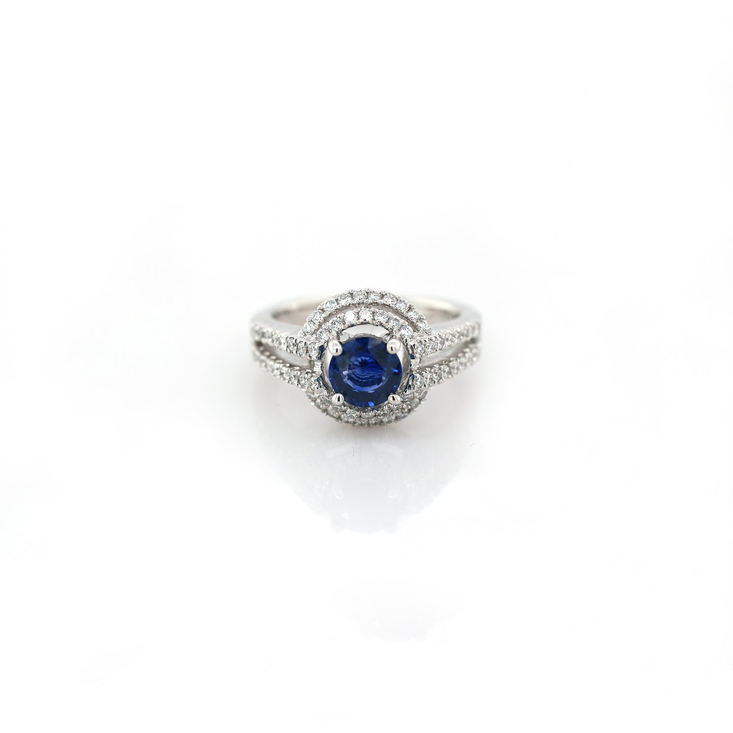 Blue Sapphire & Diamond Ring - 18K White Gold 6.88gm