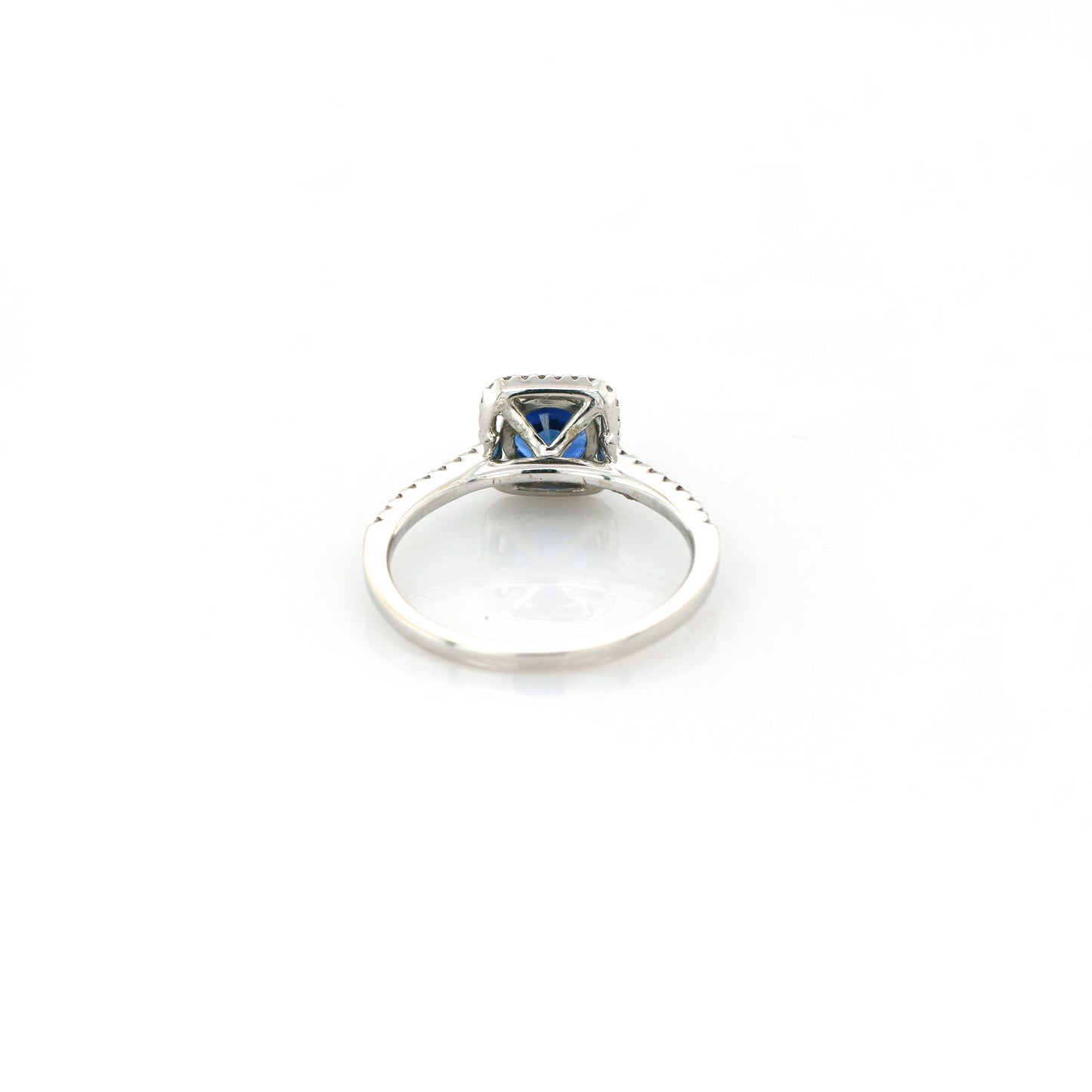 Blue Sapphire & Diamond Ring - 18K White Gold 2.60gm