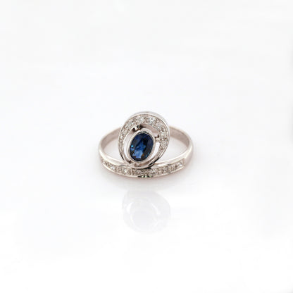 Blue sapphire and diamond stud ring in 14K white gold