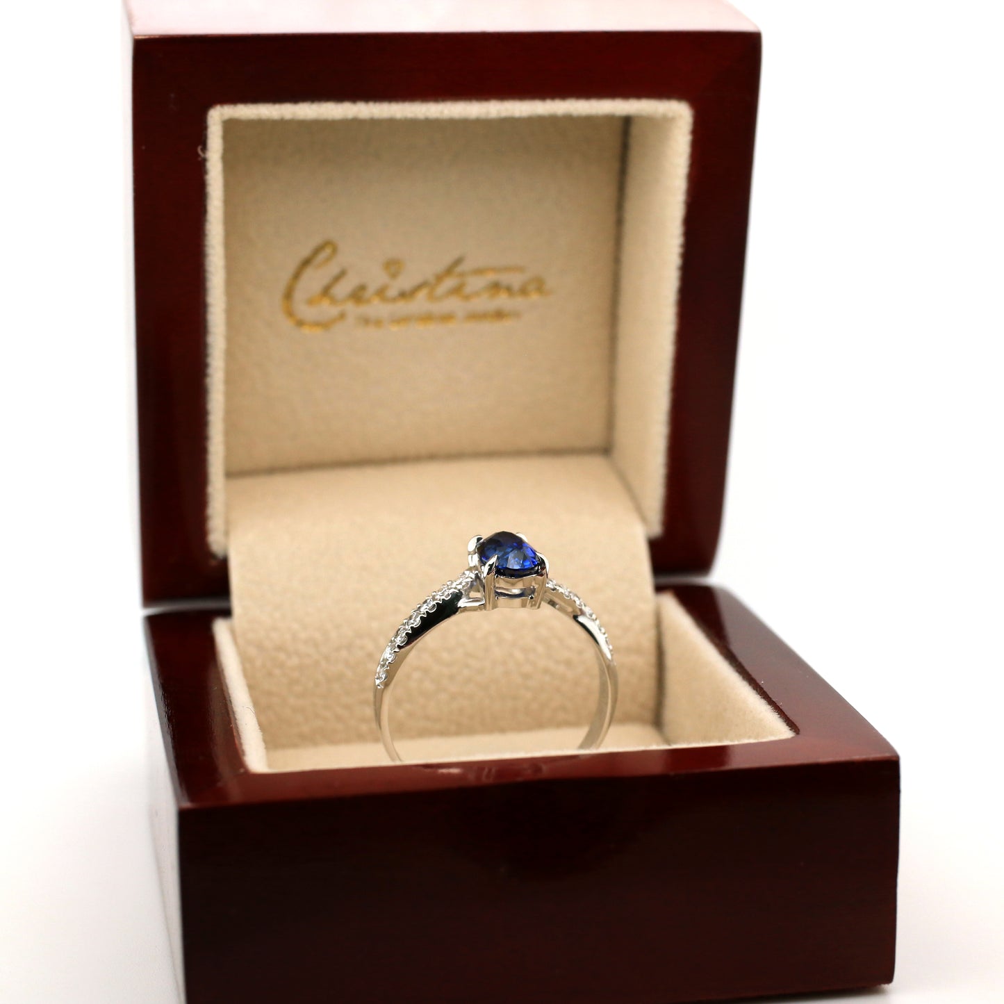 Royal Blue Sapphire & Diamond Platinum Engagement Ring  4.10 gm