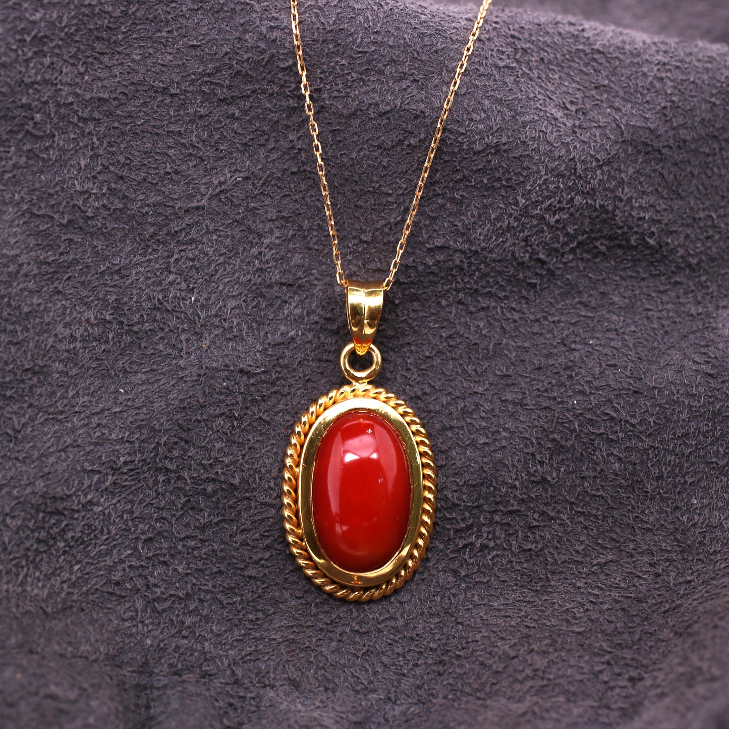 Natural Red Coral Pendant - 18 K Yellow  Gold 6.50 gm