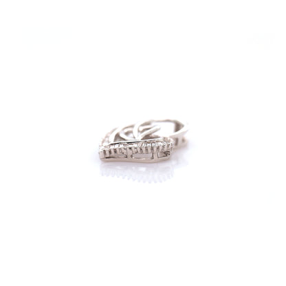 diamond pendant in 18K white gold