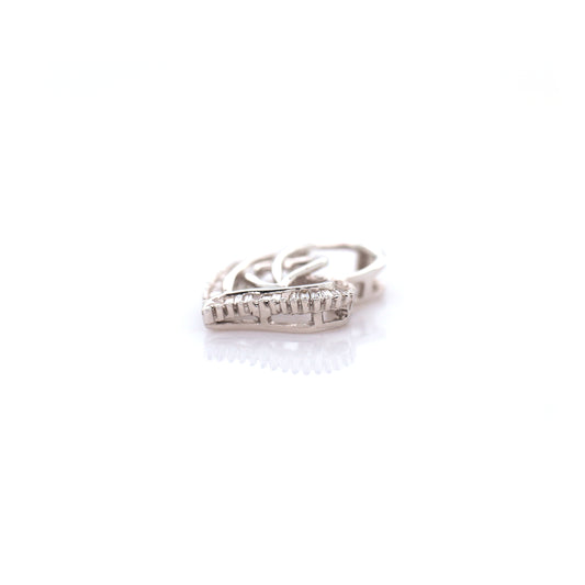 diamond pendant in 18K white gold