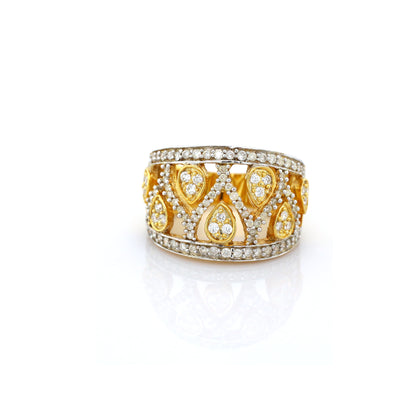 diamond ring in 14K yellow gold