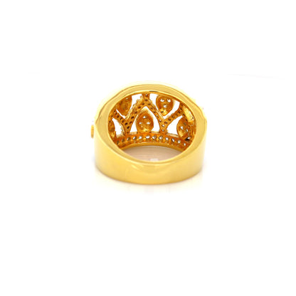 diamond ring in 14K yellow gold