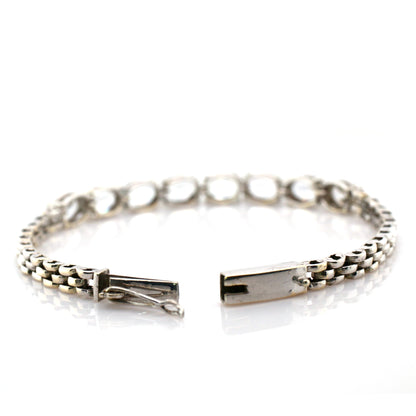 White sapphire bracelet in 18K white gold