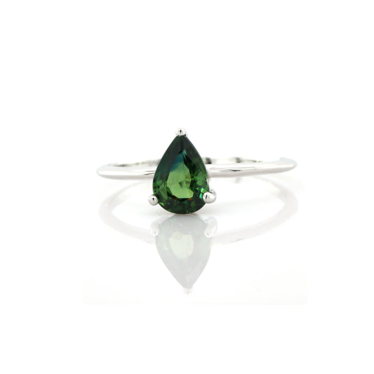 Teal sapphire and diamond ring in 18K white gold