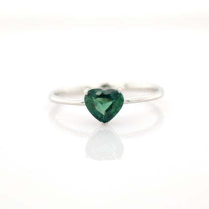 Teal sapphire and diamond ring in 18K white gold