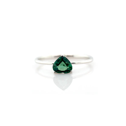 Teal sapphire and diamond ring in 18K white gold