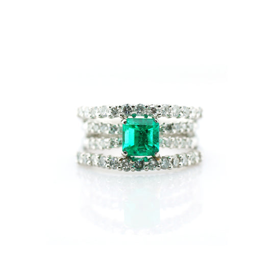 Emerald & Diamond Ring Platinum  8.70g