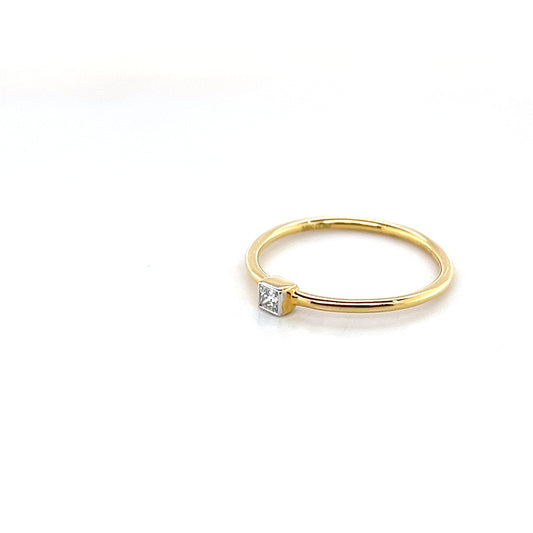 18K Yellow Gold Diamond Ring 1.22g