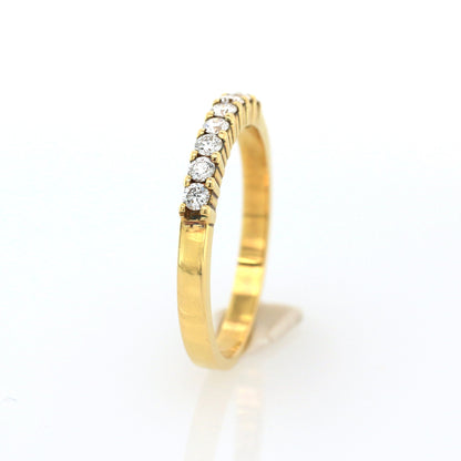 diamond ring in yellow gold